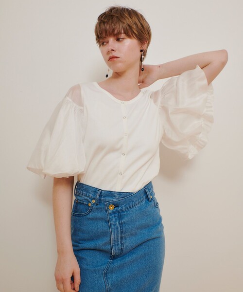 allureville(アルアバイル)の「フライスコンビボリュームスリーブプルオーバー(Tシャツ/カットソー・レディース・オフホワイト/ブラック・2)」の10枚目の写真