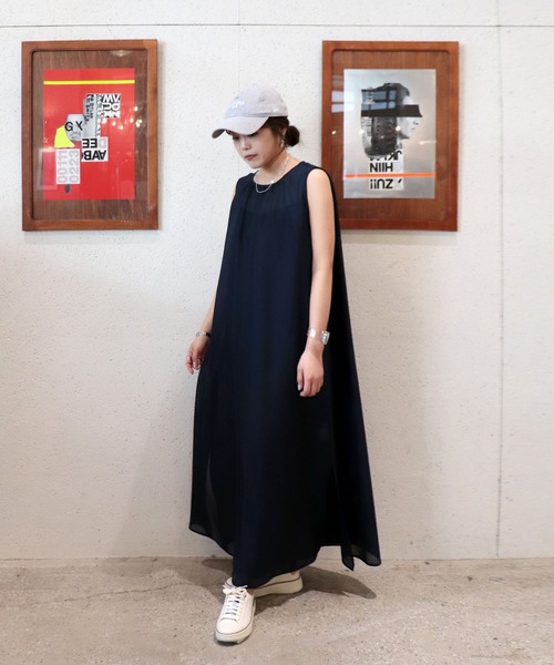 Jines（ジネス）の「【紫外線防止加工】シアーメッシュノースリワンピース（ワンピース・レディース・ネイビー/ベージュ・38）」の2枚目の写真