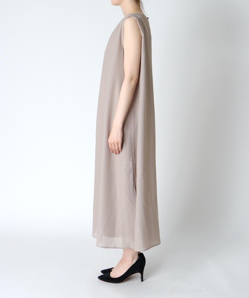 Jines（ジネス）の「【紫外線防止加工】シアーメッシュノースリワンピース（ワンピース・レディース・ネイビー/ベージュ・38）」の17枚目の写真