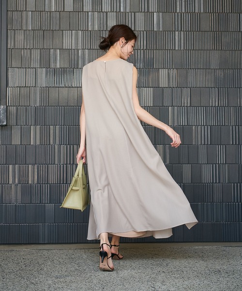 Jines（ジネス）の「【紫外線防止加工】シアーメッシュノースリワンピース（ワンピース・レディース・ネイビー/ベージュ・38）」の9枚目の写真