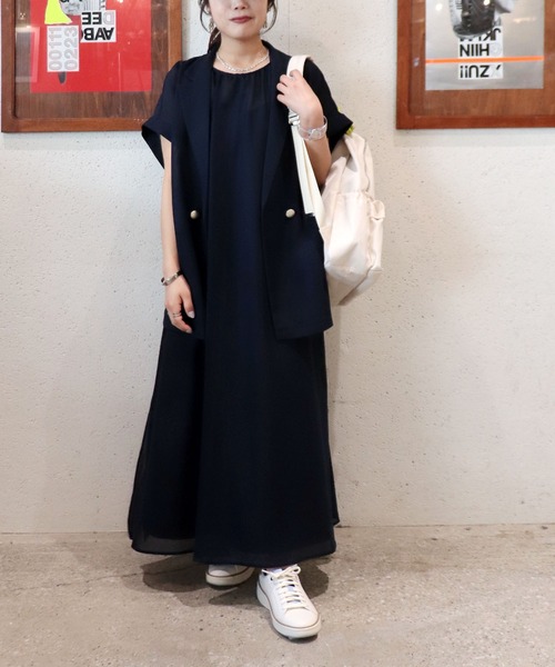Jines（ジネス）の「【紫外線防止加工】シアーメッシュノースリワンピース（ワンピース・レディース・ネイビー/ベージュ・38）」の14枚目の写真
