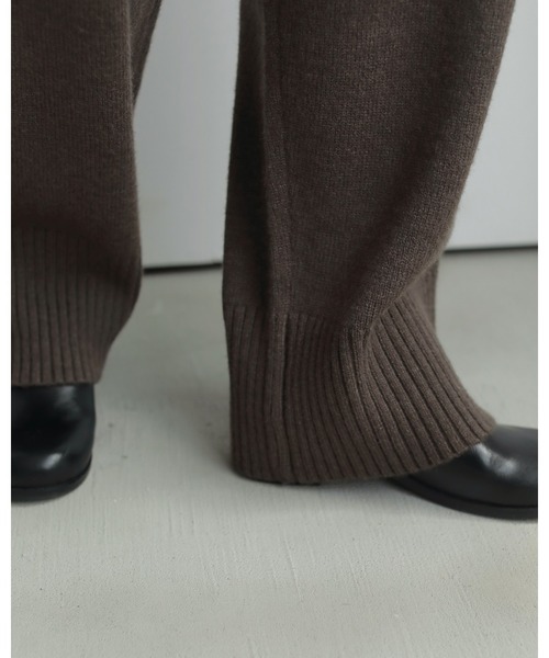 anuke(アンヌーク)の「Linking Wide Pants(デニムパンツ・レディース・アイボリー/モカ・38inch/36inch)」の6枚目の写真