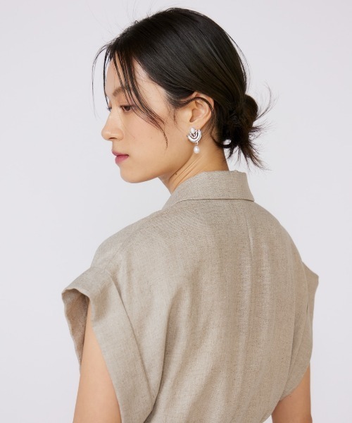 INED（イネド）の「リネンライク フレンチスリーブジャケット【セットアップ対応】（テーラードジャケット・レディース・ブラック/ベージュ・7号/9号）」の5枚目の写真