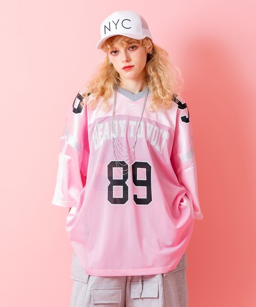 a.p.o.v.(エーピーオービー)の「a.p.o.v. サテン×メッシュ×リブ切替ナンバリングオーバーサイズフットボールシャツ(Tシャツ/カットソー・メンズ・ピンク/グレー/ブラック・ONESIZE)」の8枚目の写真