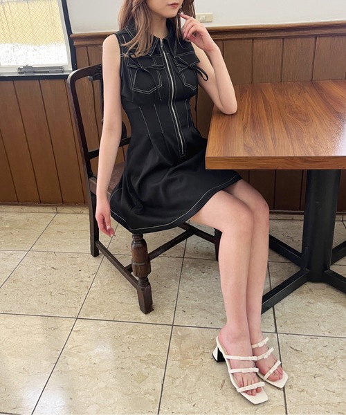 one way(ワンウェイ)の「ノースリフロントジップワンピース(ワンピース・レディース・ブラック/ホワイト/ネイビー・FREE)」の9枚目の写真