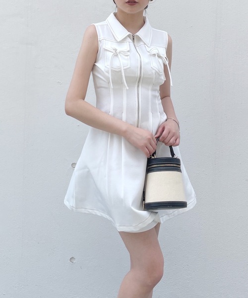 one way(ワンウェイ)の「ノースリフロントジップワンピース(ワンピース・レディース・ブラック/ホワイト/ネイビー・FREE)」の19枚目の写真