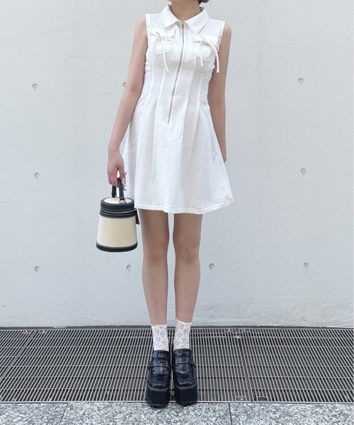 one way(ワンウェイ)の「ノースリフロントジップワンピース(ワンピース・レディース・ブラック/ホワイト/ネイビー・FREE)」の22枚目の写真