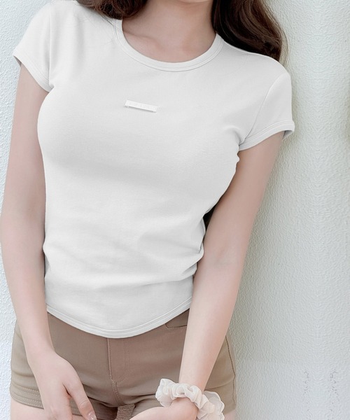VEILA(ヴェイラ)の「クルーネックショート丈カットソーTシャツ(Tシャツ/カットソー・レディース・ベージュ/ホワイト/ブラック・フリー)」の5枚目の写真