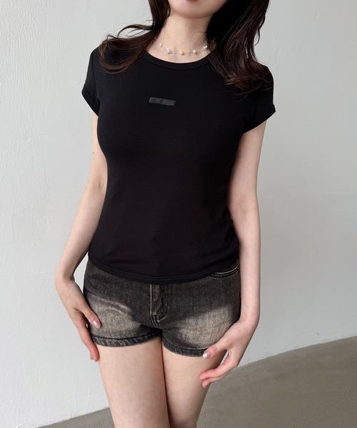 VEILA(ヴェイラ)の「クルーネックショート丈カットソーTシャツ(Tシャツ/カットソー・レディース・ベージュ/ホワイト/ブラック・フリー)」の16枚目の写真