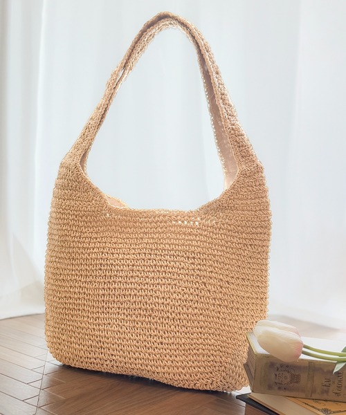 【ARITZIA】軽量 ストロートートバッグ パファートートバッグ 牛柄 トートバッグ 3色 ファー アニマル柄 大容量 冬小物 かばん