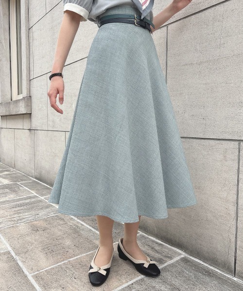 an another angelus（アンアナザーアンジェラス）の「ダブルベルトサマーツイードフレアースカート　夏服（スカート・レディース・ブルーグリーン/ネイビー・FREE）」の4枚目の写真