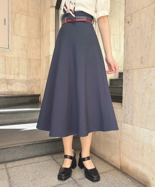 an another angelus（アンアナザーアンジェラス）の「ダブルベルトサマーツイードフレアースカート　夏服（スカート・レディース・ブルーグリーン/ネイビー・FREE）」の6枚目の写真