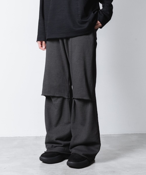 VEIN (ヴェイン)の「ジャンベルカテリー コールドダイド カットオフ バギートラウザーズ / JUMBERCA TERRY COLD DYED CUT OFF BAGGY TROUSERS(スウェットパンツ・メンズ・グレー・1/2)」の3枚目の写真