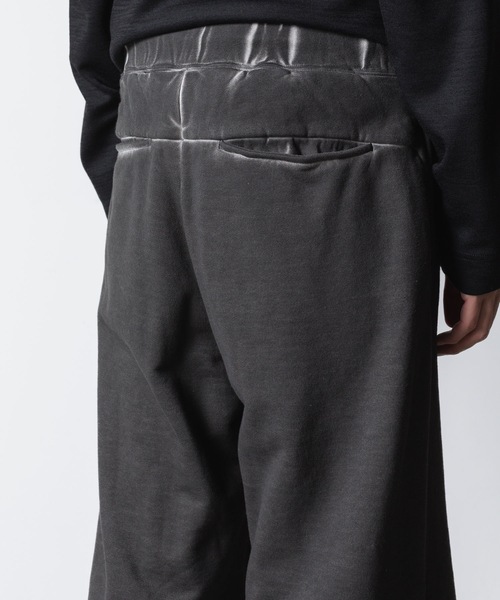 VEIN (ヴェイン)の「ジャンベルカテリー コールドダイド カットオフ バギートラウザーズ / JUMBERCA TERRY COLD DYED CUT OFF BAGGY TROUSERS(スウェットパンツ・メンズ・グレー・1/2)」の9枚目の写真