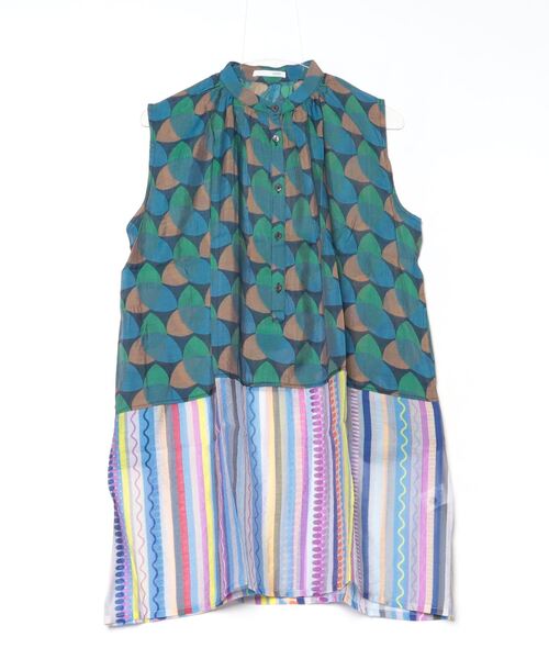 sandy（サンディー）の「プリント配色ノースリーブチュニック（チュニック・レディース・ブルー/レッド/グリーン・FREE）」の2枚目の写真