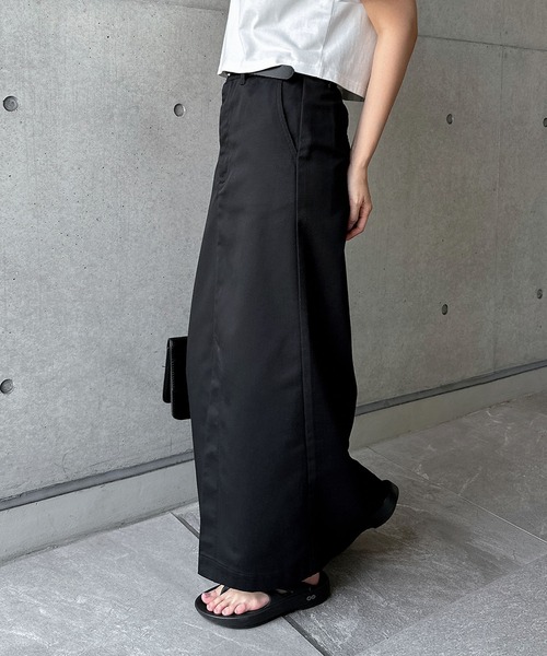 andme(アンドミー)の「前スリットチノロングタイトスカート(スカート・レディース・ベージュ/ブラック・M/L)」の5枚目の写真