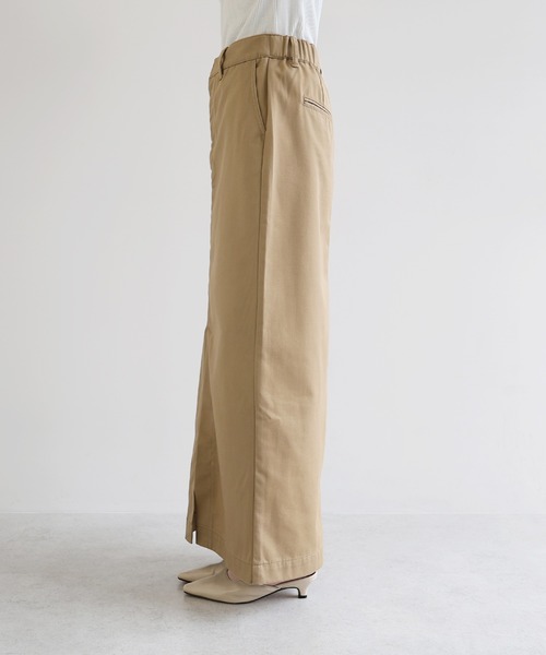 andme(アンドミー)の「前スリットチノロングタイトスカート(スカート・レディース・ベージュ/ブラック・M/L)」の12枚目の写真