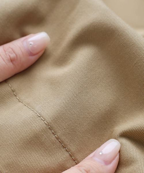 andme(アンドミー)の「前スリットチノロングタイトスカート(スカート・レディース・ベージュ/ブラック・M/L)」の22枚目の写真