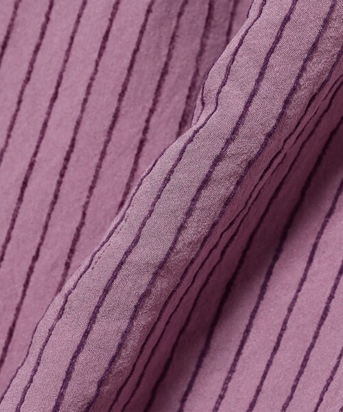 Ray BEAMS(レイビームス)の「ストライプ フレンチパフ スリーブ ワンピース(ワンピース・レディース・バイオレット/ブラック・0/1)」の4枚目の写真