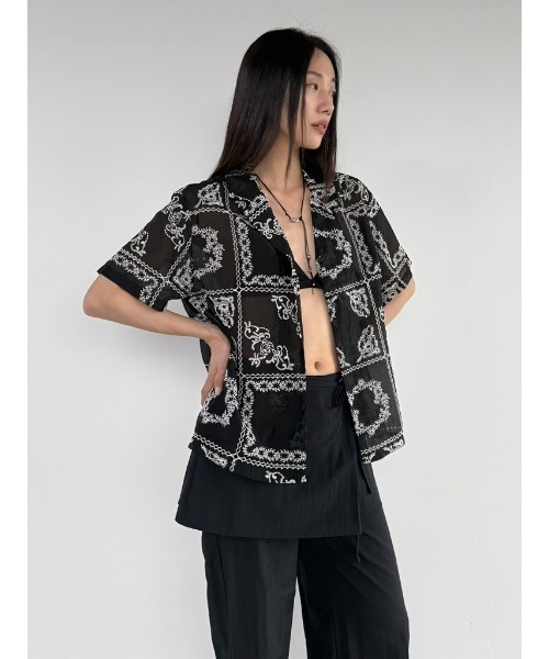 Didot.showroom(ディドット ショールーム)の「ヴィンテージ刺繍レーヨンシャツ(シャツ/ブラウス・レディース・ブラック/アイボリー・FREE)」の3枚目の写真
