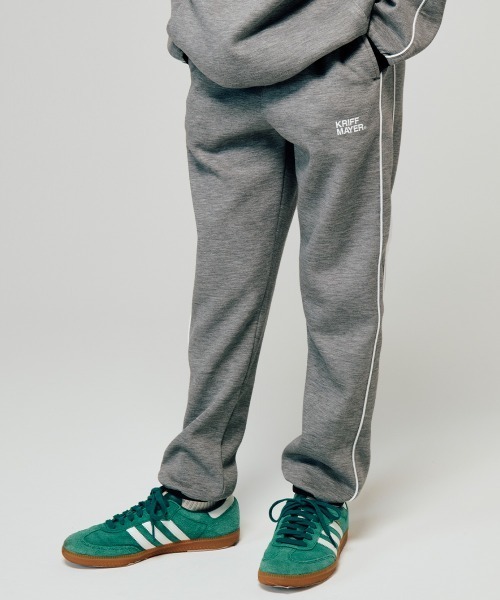 KRIFF MAYER Kid's Collection（クリフメイヤーキッズコレクション）の「【セットアップ対応可】パイピングトラックパンツ（スウェットパンツ・キッズ・グレー/ネイビー/グリーン/ブラック・130/120/170/160/150/140）」の3枚目の写真