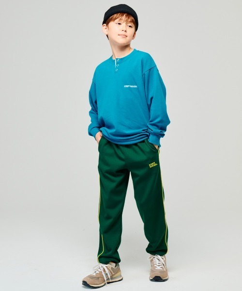 KRIFF MAYER Kid's Collection（クリフメイヤーキッズコレクション）の「【セットアップ対応可】パイピングトラックパンツ（スウェットパンツ・キッズ・グレー/ネイビー/グリーン/ブラック・130/120/170/160/150/140）」の8枚目の写真