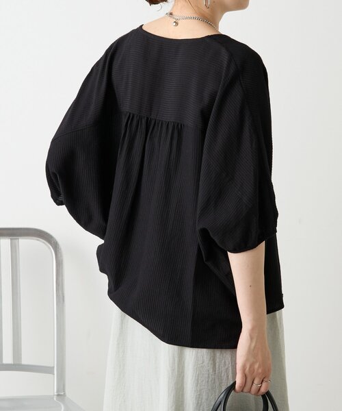 Jena espace merveilleux（ジェナ　エスパスメルヴェイユ）の「シアーサッカードルマンシャツ（シャツ/ブラウス・レディース・ブラック/オフホワイト/イエロー・FREE）」の20枚目の写真