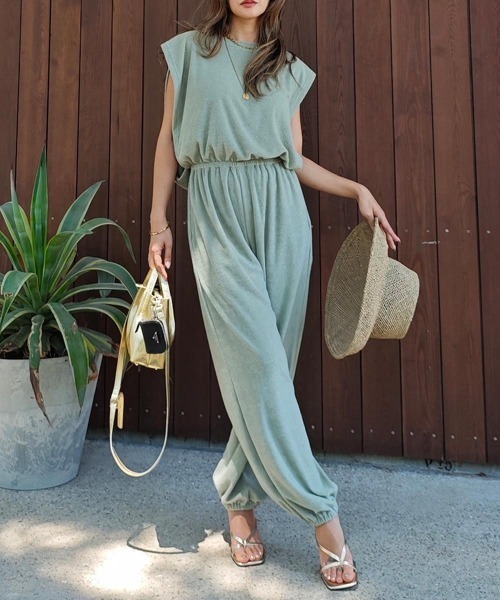 esutoreja（エストレジャ）の「パイルジャンプスーツ（つなぎ/オールインワン・レディース・チャコール/ネイビー/カーキ・FREE）」の4枚目の写真