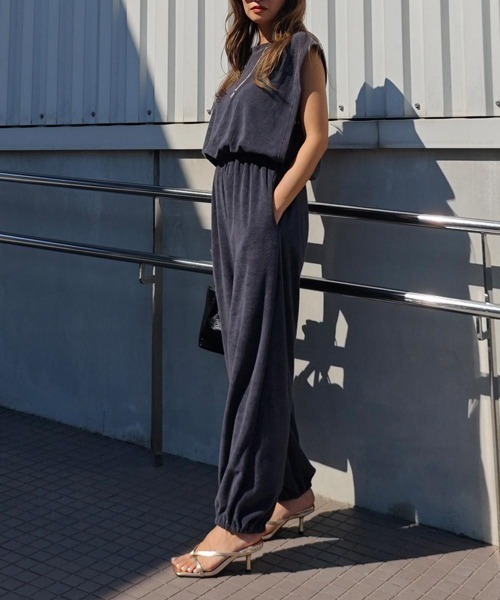 esutoreja（エストレジャ）の「パイルジャンプスーツ（つなぎ/オールインワン・レディース・チャコール/ネイビー/カーキ・FREE）」の8枚目の写真