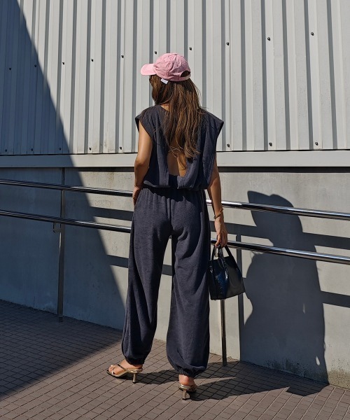 esutoreja（エストレジャ）の「パイルジャンプスーツ（つなぎ/オールインワン・レディース・チャコール/ネイビー/カーキ・FREE）」の9枚目の写真