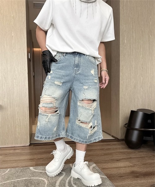 Dream garden(ドリームガーデン)の「ダメージ加工デニムパンツ(デニムパンツ・レディース・ブルー・M/4XL/3XL/2XL/XL/S/L)」の2枚目の写真