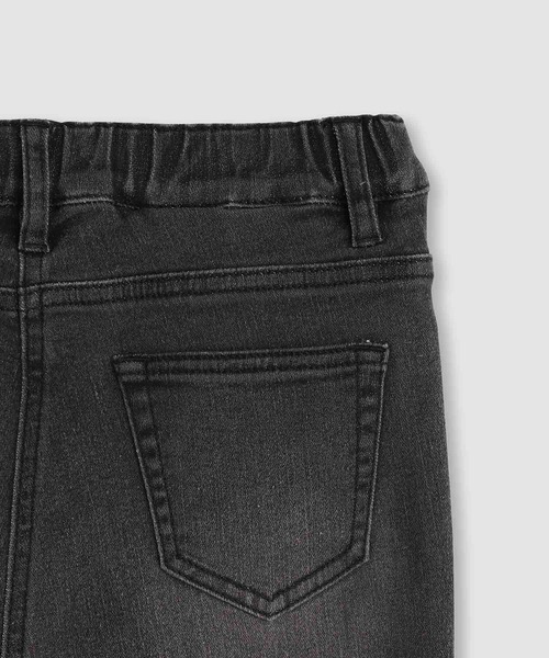 NAVY(ネイビー)の「NAVY のびるモン ストレッチフレアギャザーパンツ(デニムパンツ・キッズ・ブラック系その他/ブラック/ライトブルー/ブルー・150/140/130/120/160)」の5枚目の写真