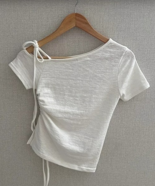 REBALANCE(リバランス)の「リボン付きオフショルダーTシャツ(Tシャツ/カットソー・レディース・C/A/B・FREE)」の10枚目の写真