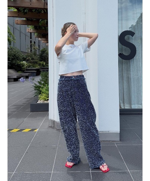ELCHELE（エルチェレ）の「BACK HOLE TEE（Tシャツ/カットソー・レディース・ブラック/ホワイト/パープル・FREE）」の7枚目の写真