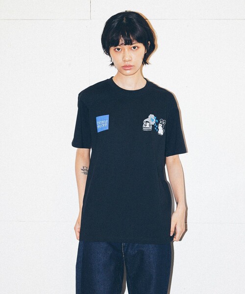 bonjour records(ボンジュールレコーズ)の「【chocomoo×bonjour records DOG君】 Tee(Tシャツ/カットソー・レディース・ホワイト/ブラック・M/L/XL)」の2枚目の写真