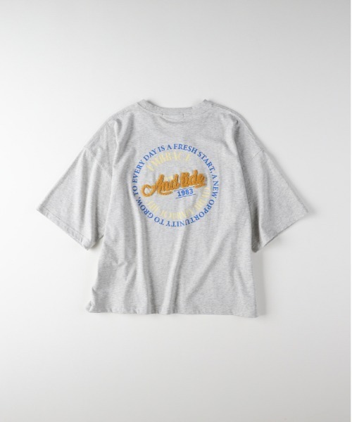 Right-on（ライトオン）の「HONEYSUCKLE ROSE(ハニーサックルローズ)【レディース】【接触冷感】グラフィックショートTシャツ（Tシャツ/カットソー・レディース・オフホワイト/グレー/ダークグレー・M/L）」の3枚目の写真