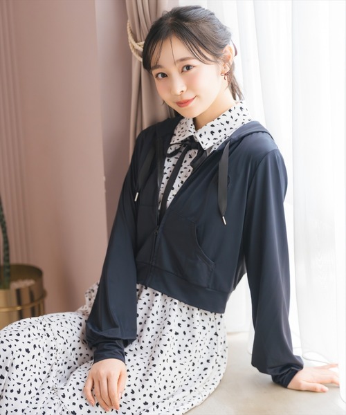 WILLSELECTION(ウィルセレクション)の「UVカット機能パーカー(パーカー・レディース・ピンク/ライトグレー/イエロー/ブラック/オフホワイト・SMALL/MEDIUM)」の15枚目の写真