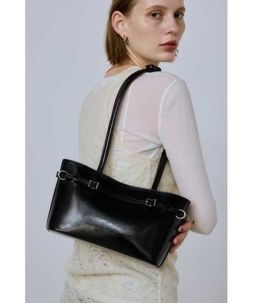 un/neu（アンノイ）の「ナローベルトスクエアボストン（ボストンバッグ・レディース・ブラック/キャメル/レッド/ブルー・FREE）」の9枚目の写真