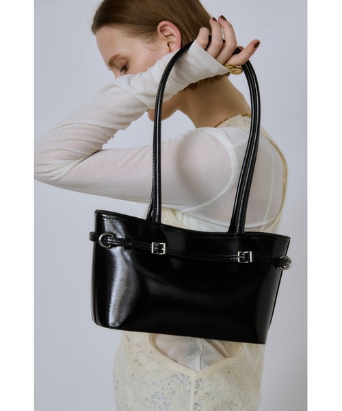 un/neu（アンノイ）の「ナローベルトスクエアボストン（ボストンバッグ・レディース・ブラック/キャメル/レッド/ブルー・FREE）」の11枚目の写真