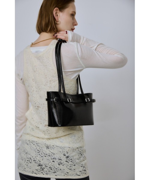 un/neu（アンノイ）の「ナローベルトスクエアボストン（ボストンバッグ・レディース・ブラック/キャメル/レッド/ブルー・FREE）」の13枚目の写真