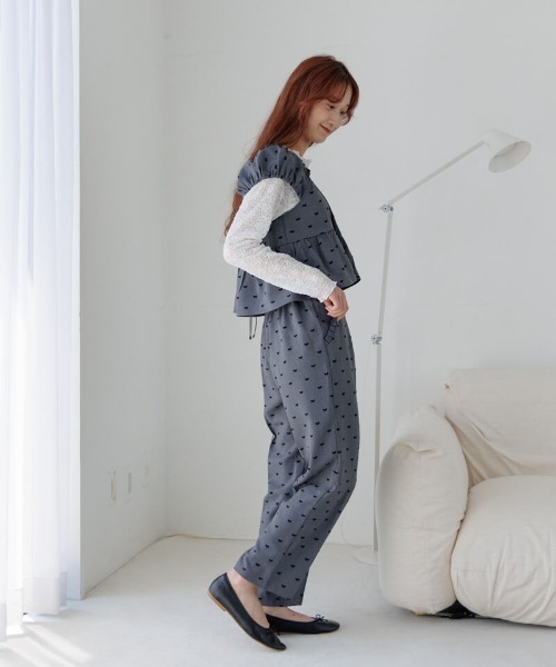 flower(フラワー)の「タイニーリボンビスチェ(キャミソール・レディース・ブラック/グレー/ブラウン・FREE)」の19枚目の写真