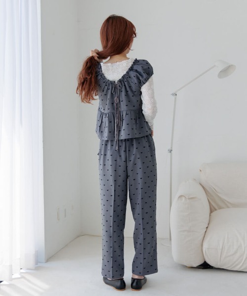 flower(フラワー)の「タイニーリボンビスチェ(キャミソール・レディース・ブラック/グレー/ブラウン・FREE)」の20枚目の写真