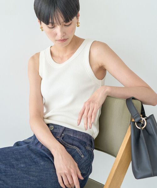 AMERICAN HOLIC（アメリカンホリック）の「アソートテレコタンクトップ（タンクトップ・レディース・アイボリー/ブラック/グレイッシュベージュ/キャメル/サーモンピンク・M/L）」の2枚目の写真