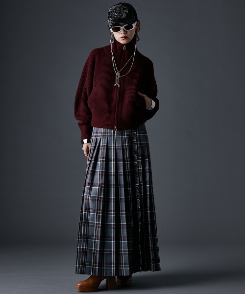 GEVS.（ジェイヴィス）の「チェックマキシプリーツスカート＜大きいサイズ有＞GEVS.（スカート・レディース・グレー系/レッド系・M/L/LL/3L/4L/5L）」の10枚目の写真