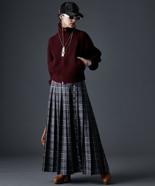 GEVS.（ジェイヴィス）の「チェックマキシプリーツスカート＜大きいサイズ有＞GEVS.（スカート・レディース・グレー系/レッド系・M/L/LL/3L/4L/5L）」の11枚目の写真