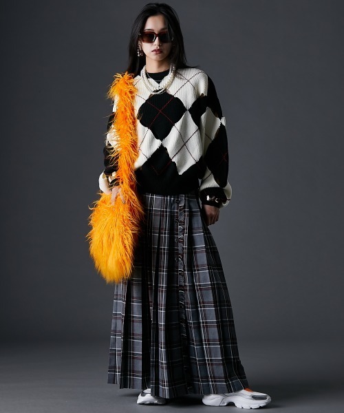 GEVS.（ジェイヴィス）の「チェックマキシプリーツスカート＜大きいサイズ有＞GEVS.（スカート・レディース・グレー系/レッド系・M/L/LL/3L/4L/5L）」の12枚目の写真