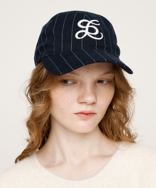 SLY（スライ）の「SLY LOGO BASEBALL CAP スライ ロゴ ベースボール キャップ 秋服（キャップ・レディース・ネイビー/ブラック・FREE）」の19枚目の写真