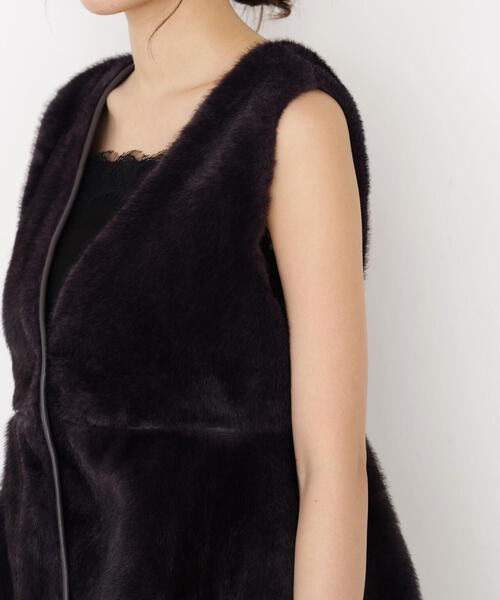 PROPORTION BODY DRESSING（プロポーションボディドレッシング）の「フェイクファーペプラムジレ / 1215255908（テーラードジャケット・レディース・ベージュ/ダークグレー・FREE）」の15枚目の写真