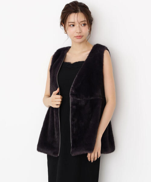 PROPORTION BODY DRESSING（プロポーションボディドレッシング）の「フェイクファーペプラムジレ / 1215255908（テーラードジャケット・レディース・ベージュ/ダークグレー・FREE）」の2枚目の写真