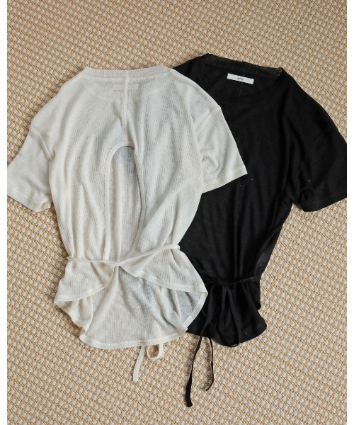 anuke（アンヌーク）の「Sheerrib Backopen T-shirts（Tシャツ/カットソー・レディース・ブラック/アイボリー・FREE）」の6枚目の写真
